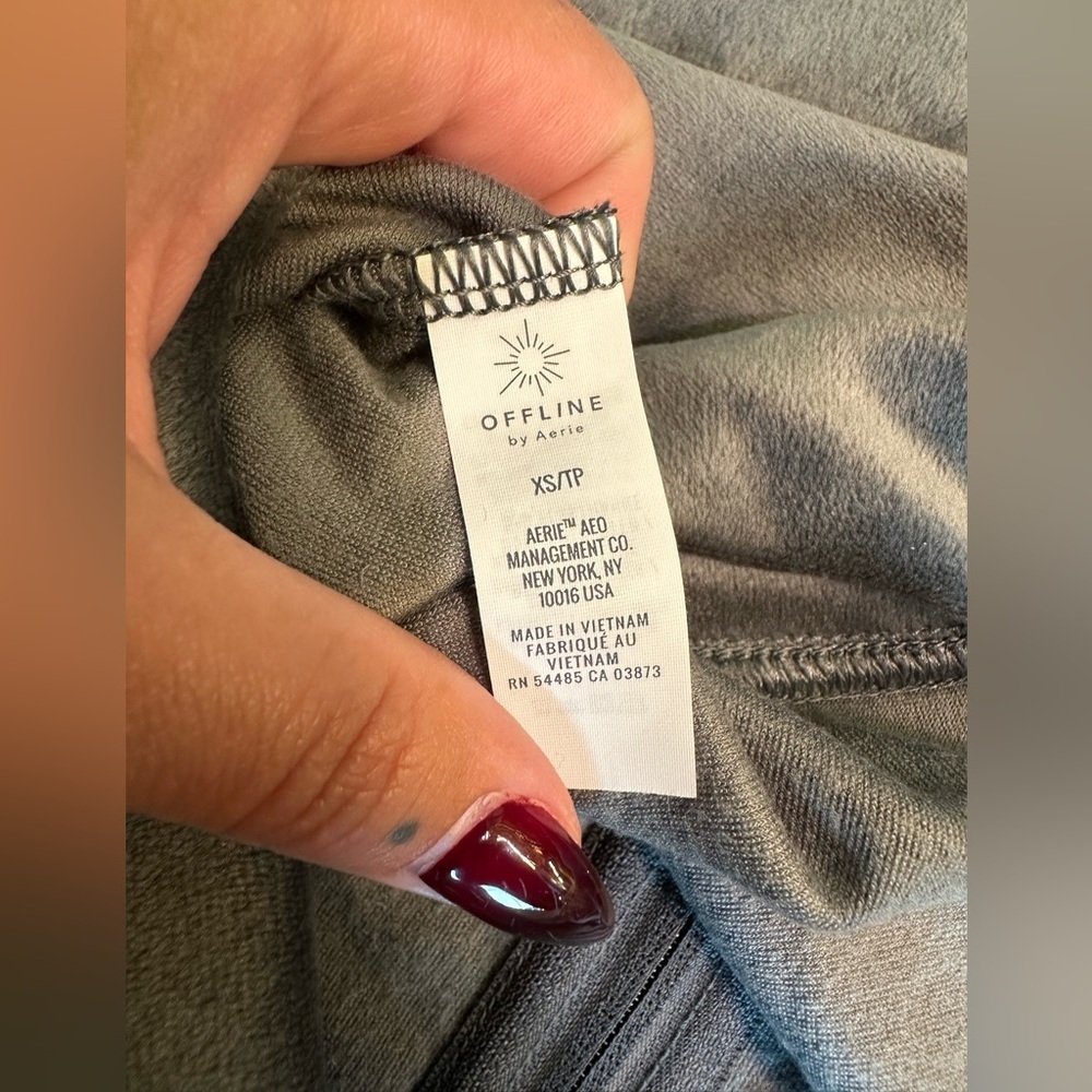 aerie OFFLINE Women’s After Party Velour Oversized Full Zip Hoodie. Like new - Picture 7 of 9
